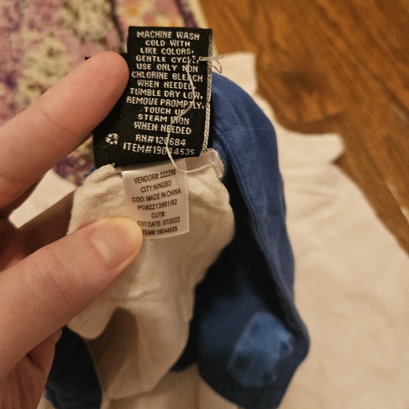 Hot Topic Scooby-Doo! Fred Jones Woven Button-Up - Picture 7 of 10